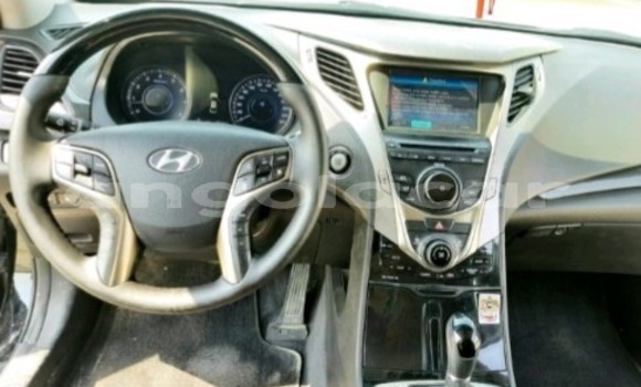 Acheter Occasion Voiture Hyundai Azera Blanc à Luanda, Province de Luanda Acheter Occasion Voiture Hyundai Azera Blanc à Luanda, Province de Luanda