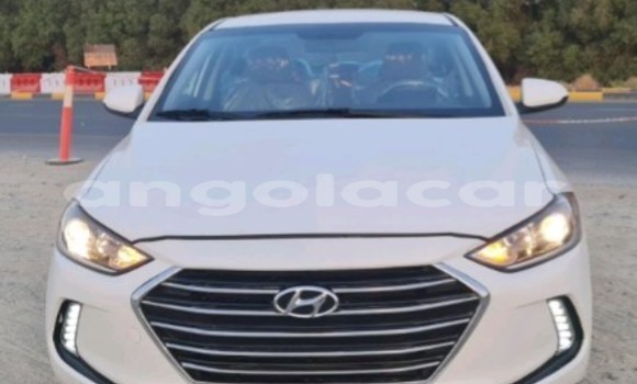 Comprar Usado Hyundai Elantra Branco Carro em Luanda em Luanda Province Comprar Usado Hyundai Elantra Branco Carro em Luanda em Luanda Province