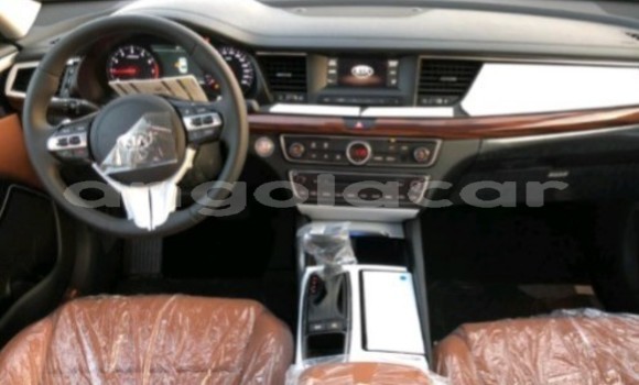 Buy Used Kia Cadenza Black Car in Luanda in Luanda Province Buy Used Kia Cadenza Black Car in Luanda in Luanda Province