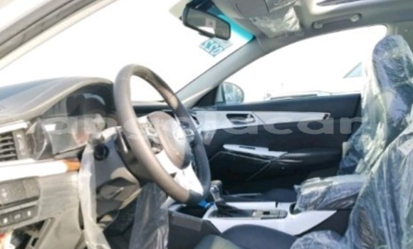 Buy Used Kia Cadenza Other Car in Luanda in Luanda Province Buy Used Kia Cadenza Other Car in Luanda in Luanda Province