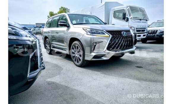 Comprar Importar Lexus LX Outro Carro em Import - Dubai em Bengo Province Comprar Importar Lexus LX Outro Carro em Import - Dubai em Bengo Province