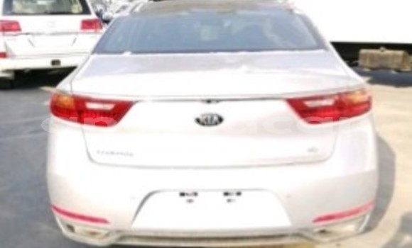 Buy Used Kia Cadenza Other Car in Luanda in Luanda Province Buy Used Kia Cadenza Other Car in Luanda in Luanda Province