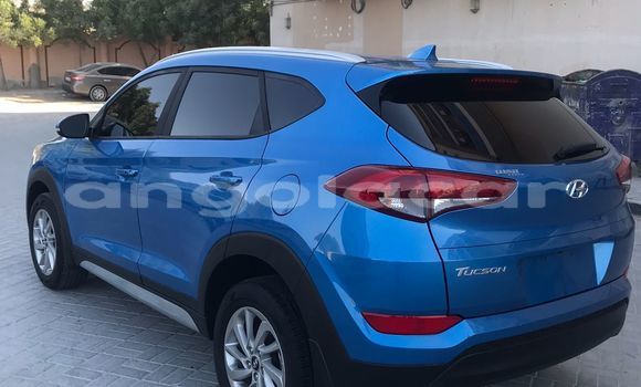 Buy Used Hyundai Tucson Blue Car in Luanda in Luanda Province