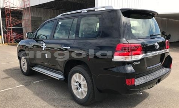 Buy Used Toyota Land Cruiser Black Car in Luanda in Luanda Province Buy Used Toyota Land Cruiser Black Car in Luanda in Luanda Province