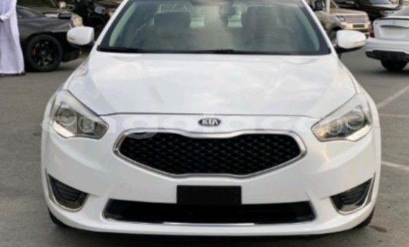 Comprar Usado Kia Cadenza Branco Carro em Luanda em Luanda Province Comprar Usado Kia Cadenza Branco Carro em Luanda em Luanda Province