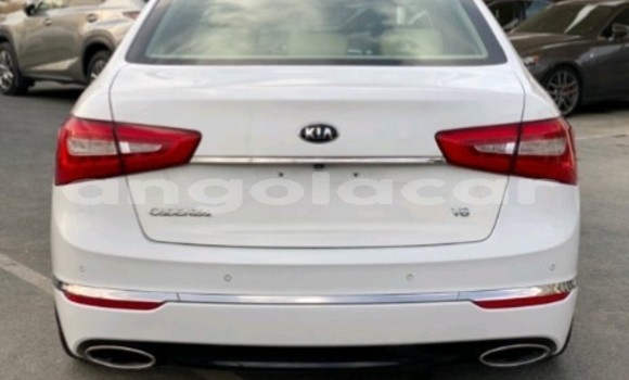 Comprar Usado Kia Cadenza Branco Carro em Luanda em Luanda Province Comprar Usado Kia Cadenza Branco Carro em Luanda em Luanda Province
