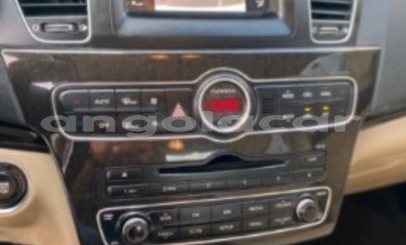 Comprar Usado Kia Cadenza Branco Carro em Luanda em Luanda Province Comprar Usado Kia Cadenza Branco Carro em Luanda em Luanda Province