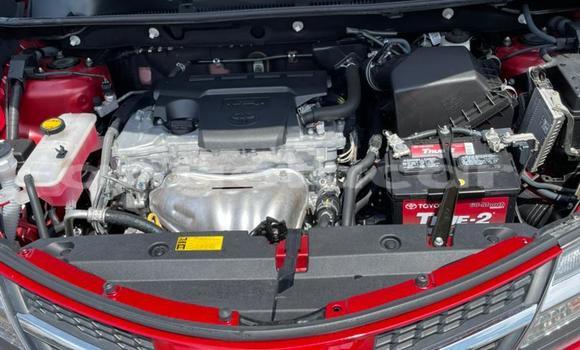 Comprar Usado Toyota RAV4 Vermelho Carro em Luanda em Luanda Province Comprar Usado Toyota RAV4 Vermelho Carro em Luanda em Luanda Province