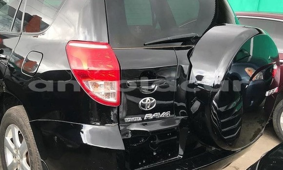 Comprar Usado Toyota RAV4 Preto Carro em Luanda em Luanda Province Comprar Usado Toyota RAV4 Preto Carro em Luanda em Luanda Province