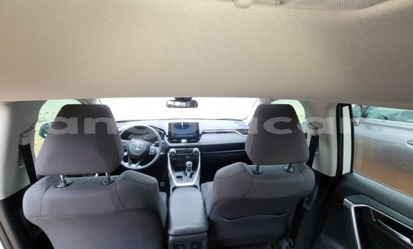 Buy Used Toyota RAV4 White Car in Luanda in Luanda Province Buy Used Toyota RAV4 White Car in Luanda in Luanda Province