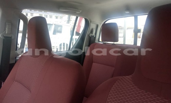 Buy Used Toyota Hilux White Car in Luanda in Luanda Province Buy Used Toyota Hilux White Car in Luanda in Luanda Province