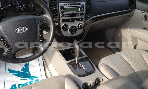 Buy Used Hyundai Santa Fe Black Car in Luanda in Luanda Province Buy Used Hyundai Santa Fe Black Car in Luanda in Luanda Province