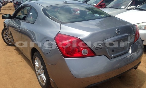 Buy Used Nissan Altima Silver Car in Luanda in Luanda Province Buy Used Nissan Altima Silver Car in Luanda in Luanda Province