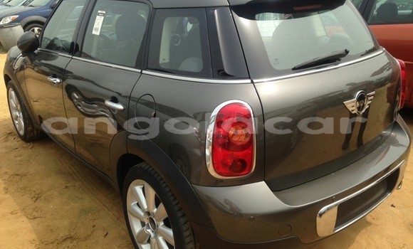 Buy Used MINI Cooper Black Car in Luanda in Luanda Province Buy Used MINI Cooper Black Car in Luanda in Luanda Province