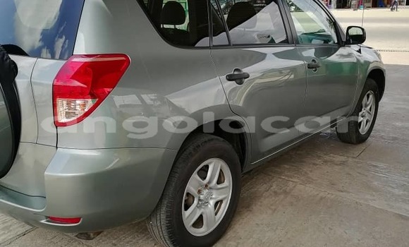 Buy Used Toyota RAV4 Silver Car in Luanda in Luanda Province Buy Used Toyota RAV4 Silver Car in Luanda in Luanda Province