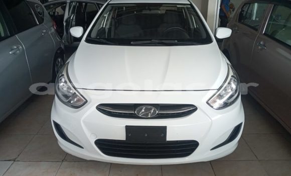 Comprar Usado Hyundai Accent Branco Carro em Malanje em Malanje Province Comprar Usado Hyundai Accent Branco Carro em Malanje em Malanje Province