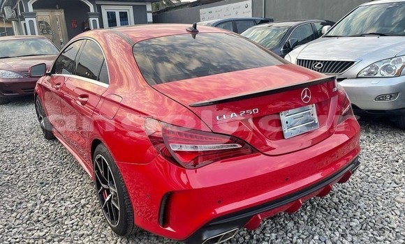Acheter Occasion Voiture Mercedes-Benz CLA-klasse Rouge à Luanda, Province de Luanda Acheter Occasion Voiture Mercedes-Benz CLA-klasse Rouge à Luanda, Province de Luanda