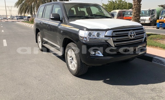 Buy Import Toyota Land Cruiser Black Car in Luanda in Luanda Province Buy Import Toyota Land Cruiser Black Car in Luanda in Luanda Province