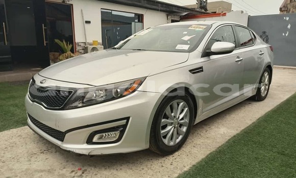 Comprar Usado Kia Optima Outro Carro em Namibe em Namibe Province