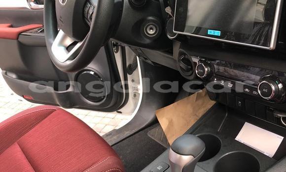 Buy Used Toyota Hilux White Car in Luanda in Luanda Province Buy Used Toyota Hilux White Car in Luanda in Luanda Province