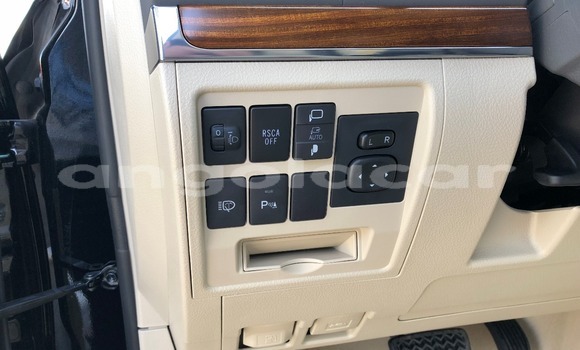 Buy Import Toyota Land Cruiser Black Car in Luanda in Luanda Province Buy Import Toyota Land Cruiser Black Car in Luanda in Luanda Province