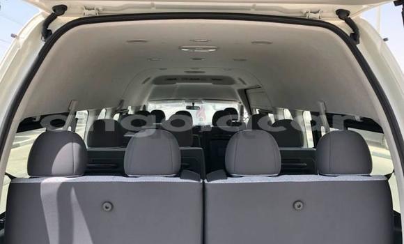 Buy Import Toyota Hiace White Car in Luanda in Luanda Province Buy Import Toyota Hiace White Car in Luanda in Luanda Province