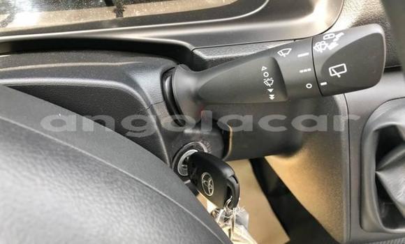 Buy Import Toyota Hiace White Car in Luanda in Luanda Province Buy Import Toyota Hiace White Car in Luanda in Luanda Province