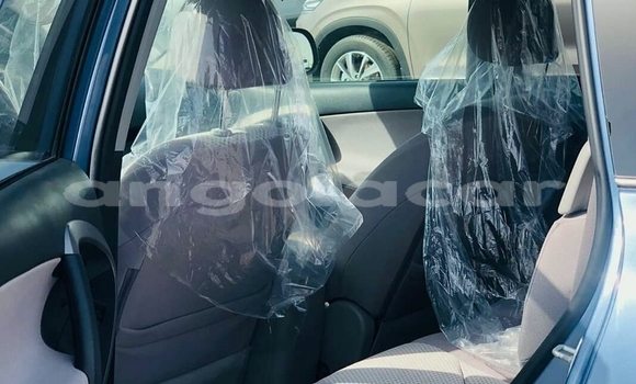 Acheter Occasion Voiture Toyota RAV4 Bleu à Luanda, Province de Luanda Acheter Occasion Voiture Toyota RAV4 Bleu à Luanda, Province de Luanda