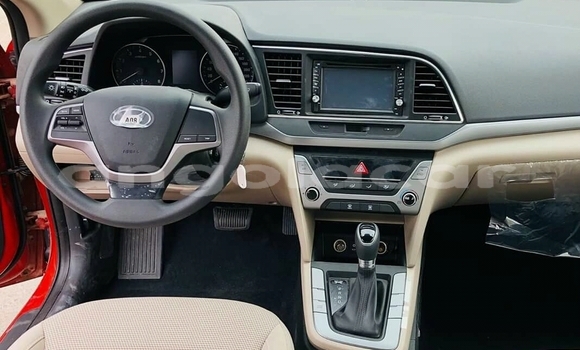 Acheter Occasion Voiture Hyundai Elantra Rouge à Luanda, Province de Luanda Acheter Occasion Voiture Hyundai Elantra Rouge à Luanda, Province de Luanda