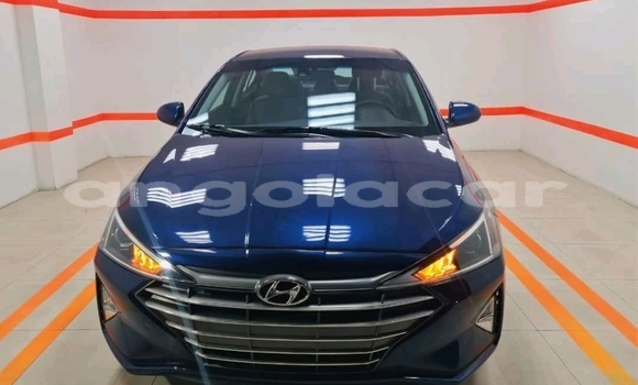 Comprar Usado Hyundai Elantra Outro Carro em Luanda em Luanda Province