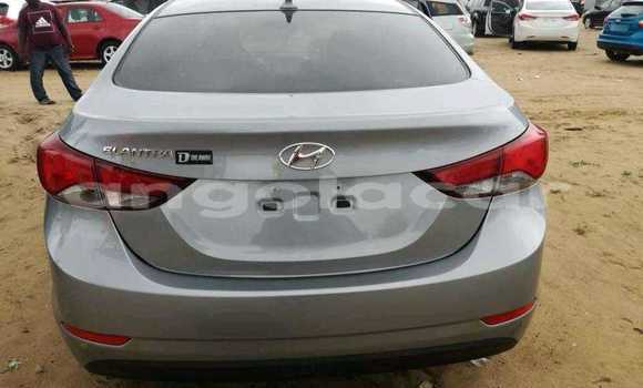 Acheter Occasion Voiture Hyundai Elantra Gris à Luanda, Province de Luanda Acheter Occasion Voiture Hyundai Elantra Gris à Luanda, Province de Luanda