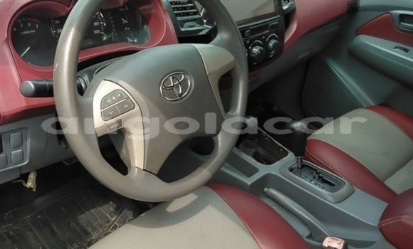 Acheter Occasion Voiture Toyota Hilux Noir à Luanda, Province de Luanda Acheter Occasion Voiture Toyota Hilux Noir à Luanda, Province de Luanda