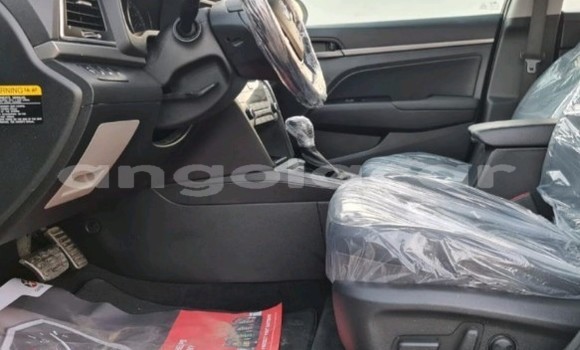 Buy Used Hyundai Elantra Black Car in Luanda in Luanda Province Buy Used Hyundai Elantra Black Car in Luanda in Luanda Province
