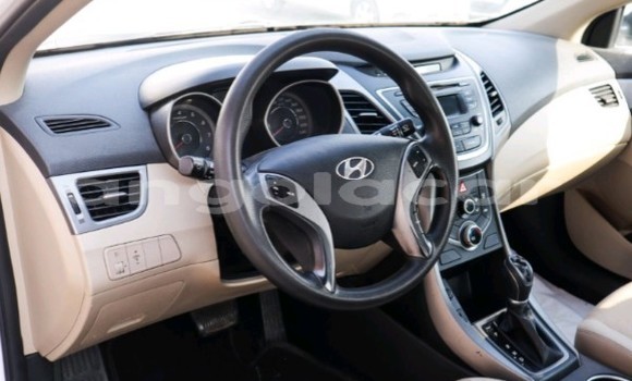 Buy Used Hyundai Elantra White Car in Luanda in Luanda Province Buy Used Hyundai Elantra White Car in Luanda in Luanda Province
