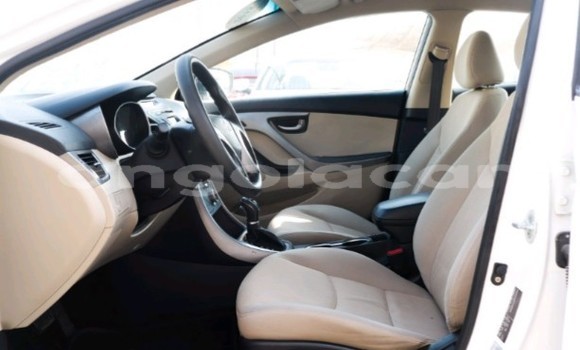 Buy Used Hyundai Elantra White Car in Luanda in Luanda Province Buy Used Hyundai Elantra White Car in Luanda in Luanda Province
