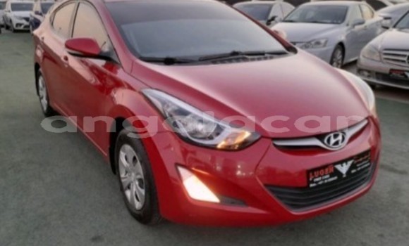 Acheter Occasion Voiture Hyundai Elantra Rouge à Luanda, Province de Luanda Acheter Occasion Voiture Hyundai Elantra Rouge à Luanda, Province de Luanda