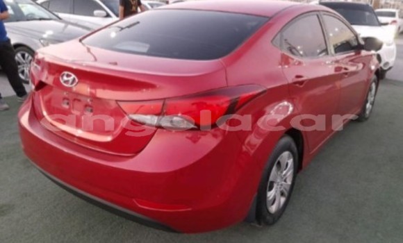 Comprar Usado Hyundai Elantra Vermelho Carro em Luanda em Luanda Province Comprar Usado Hyundai Elantra Vermelho Carro em Luanda em Luanda Province