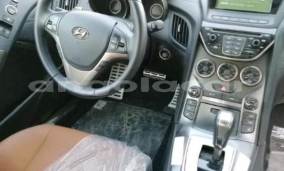 Acheter Occasion Voiture Hyundai Genesis Blanc à Luanda, Province de Luanda Acheter Occasion Voiture Hyundai Genesis Blanc à Luanda, Province de Luanda