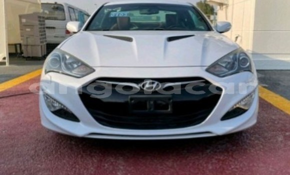 Acheter Occasion Voiture Hyundai Genesis Blanc à Luanda, Province de Luanda Acheter Occasion Voiture Hyundai Genesis Blanc à Luanda, Province de Luanda