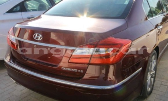 Acheter Occasion Voiture Hyundai Genesis Rouge à Luanda, Province de Luanda Acheter Occasion Voiture Hyundai Genesis Rouge à Luanda, Province de Luanda