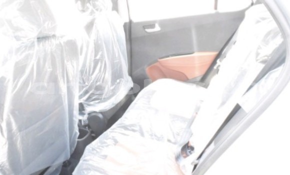 Comprar Usado Hyundai i10 Outro Carro em Luanda em Luanda Province Comprar Usado Hyundai i10 Outro Carro em Luanda em Luanda Province