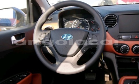 Buy Used Hyundai i10 Other Car in Luanda in Luanda Province Buy Used Hyundai i10 Other Car in Luanda in Luanda Province