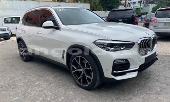 Buy Used BMW X5 White Car in Luanda in Luanda Province Buy Used BMW X5 White Car in Luanda in Luanda Province