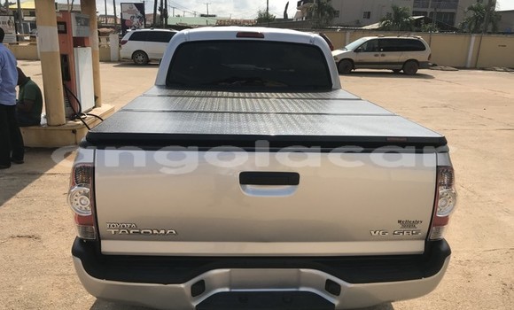 Buy Used Toyota Tacoma Silver Car in Luanda in Luanda Province Buy Used Toyota Tacoma Silver Car in Luanda in Luanda Province