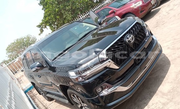 Acheter Occasion Voiture Toyota Land Cruiser Noir à Luanda, Province de Luanda Acheter Occasion Voiture Toyota Land Cruiser Noir à Luanda, Province de Luanda