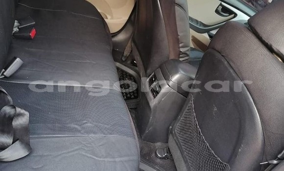 Buy Used Hyundai Elantra Red Car in Luanda in Luanda Province Buy Used Hyundai Elantra Red Car in Luanda in Luanda Province