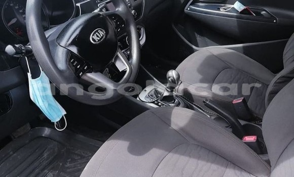 Comprar Usado Kia rio Vermelho Carro em Luanda em Luanda Province Comprar Usado Kia rio Vermelho Carro em Luanda em Luanda Province