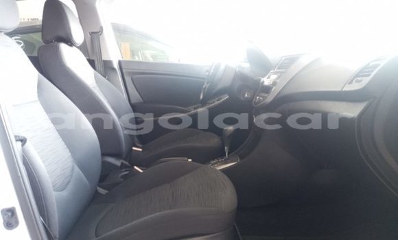 Comprar Usado Hyundai Accent Branco Carro em Luanda em Luanda Province Comprar Usado Hyundai Accent Branco Carro em Luanda em Luanda Province