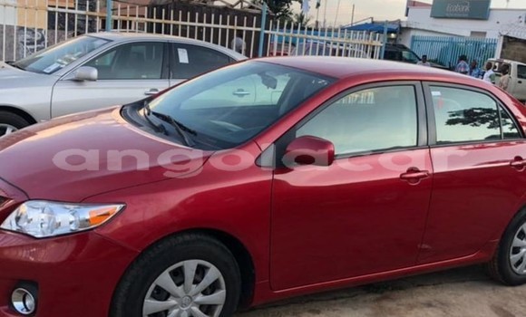 Comprar Usado Toyota Corolla Vermelho Carro em Luanda em Luanda Province