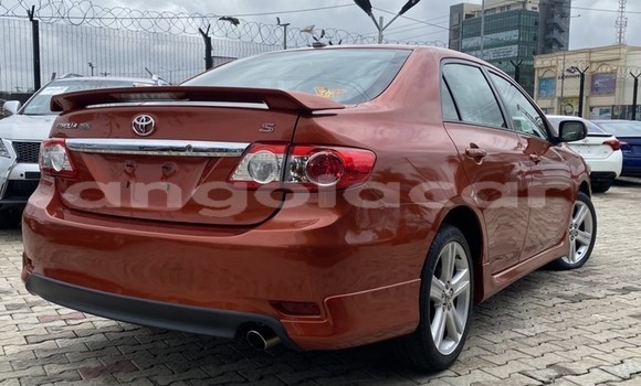 Comprar Usado Toyota Corolla Marrom Carro em Luena em Moxico Comprar Usado Toyota Corolla Marrom Carro em Luena em Moxico